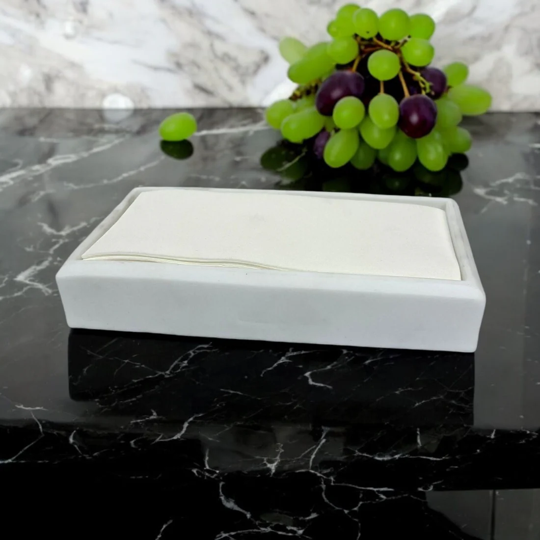 Resin Guest Towel Holder