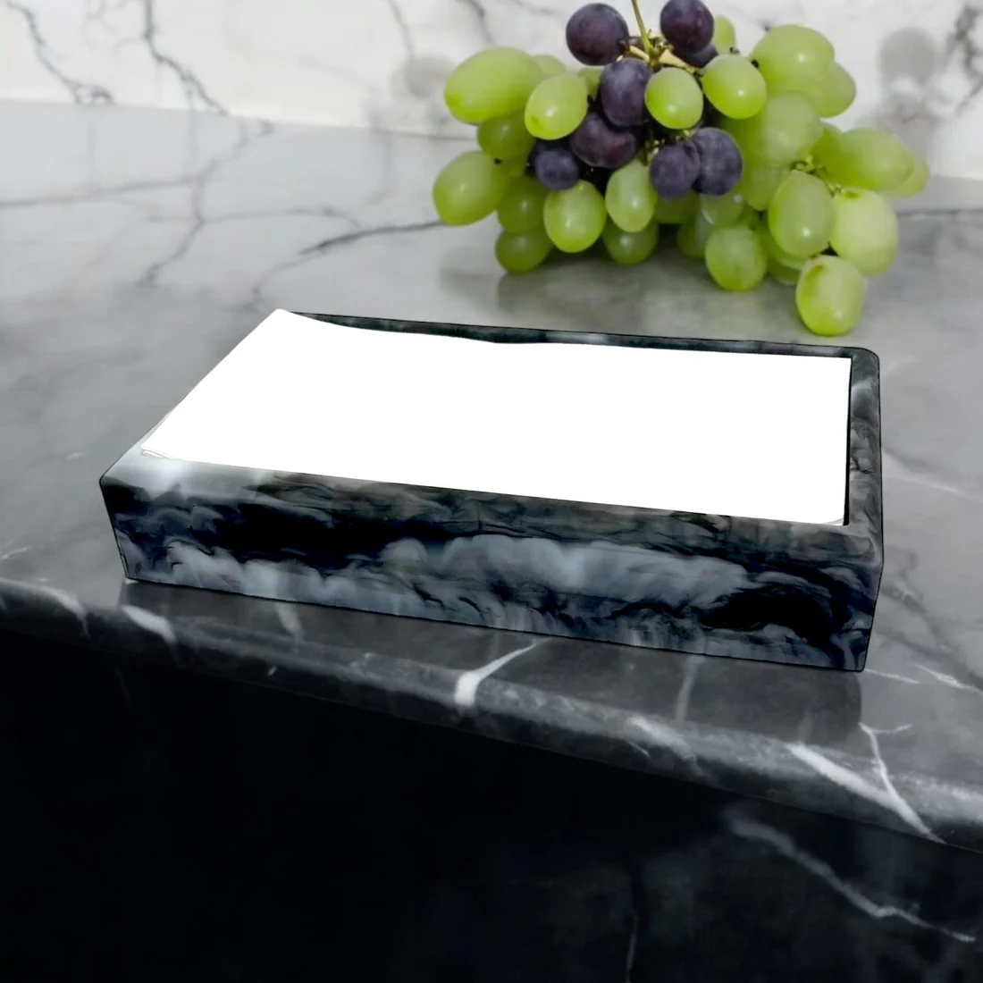 Resin Guest Towel Holder - Image 2